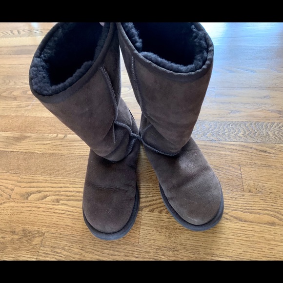 UGG Australia Classic Tall boot - Picture 7 of 9